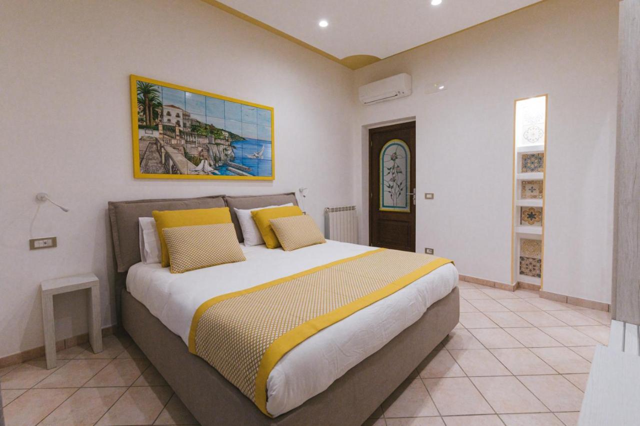 Casa La Bifora Apartment Sorrento Bagian luar foto