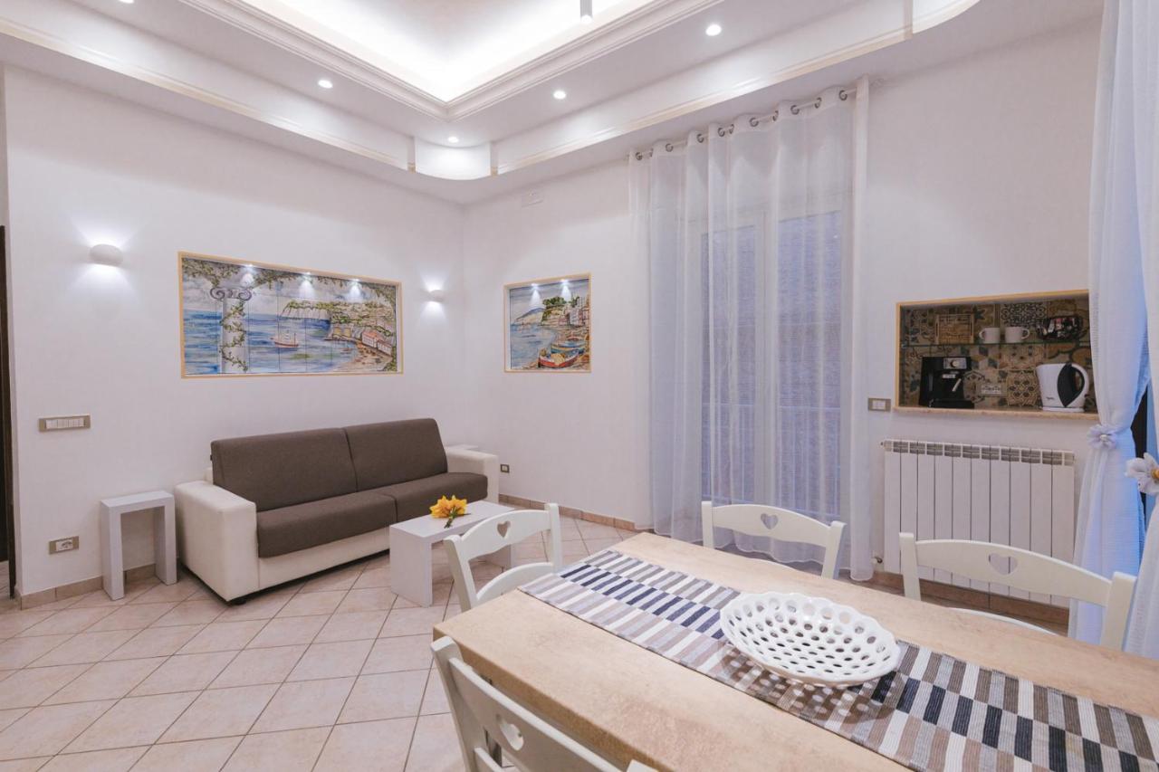 Casa La Bifora Apartment Sorrento Bagian luar foto