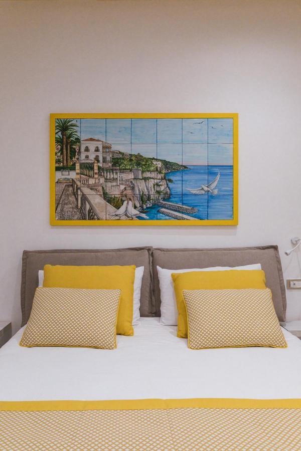 Casa La Bifora Apartment Sorrento Bagian luar foto